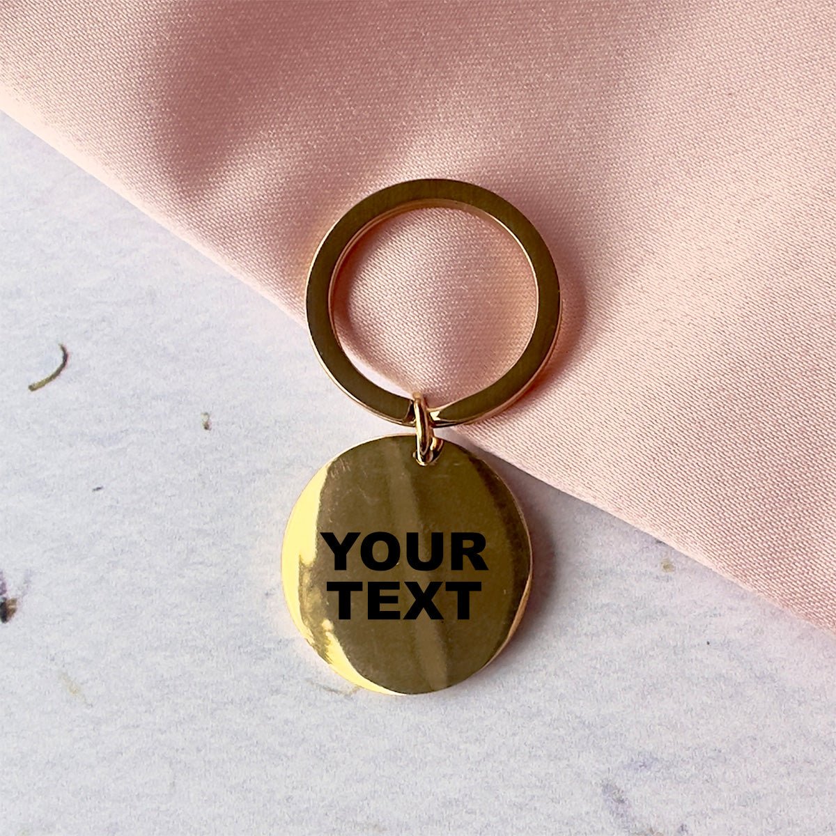 Personalised 18k Plated Keyring - Round - La Luna Studio - Bespoke Personalised Gifting